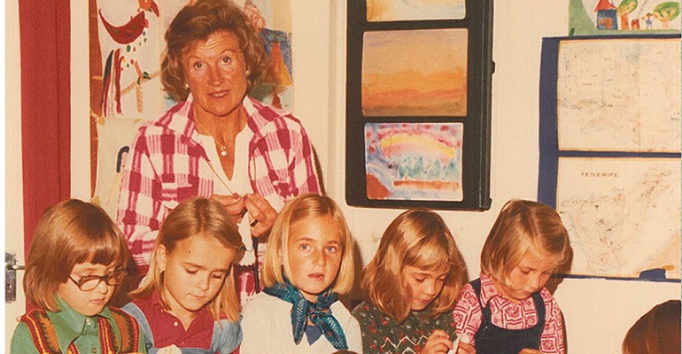 Rosemarie von Levetzow mit Schülern in den 70ern