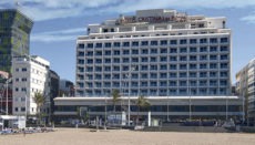 Das Fünfsternehotel Cristina an der Strandpromenade von Las Canteras wurde 1971 eröffnet. Foto: WB