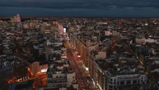 Kundgebung entlang der Gran Vía in Madrid am 8. März Foto: EFE