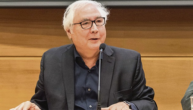 Universitätsprofessor Manuel Castells, seines Zeichens Minister für Universitäten im Kabinett von Pedro Sánchez, war im April von der Bildfläche verschwunden. Foto: efe