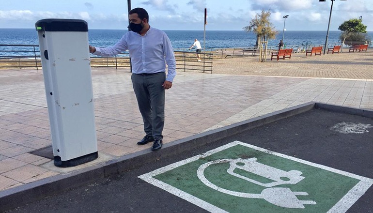 Eine der neuen Ladestationen im Gemeindegebiet La Laguna Foto: Ayuntamiento de La Laguna