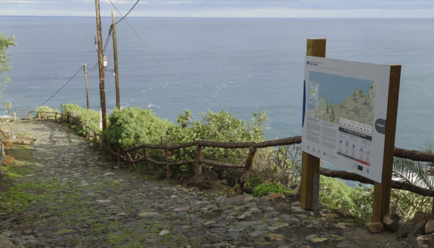 Neue Informationstafeln geben Spaziergängern Einblick in die Geschichte und die Natur. Foto: cabildo de tenerife