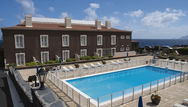 Archivbild des Hotels an der Nordwestküste der Insel Foto: Cabildo de El Hierro