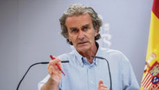 Spaniens Chef-Virologe Fernando Simón freut sich über die hohe Impfquote im Land und lehnt eine Impfpflicht ab. Foto: EFE