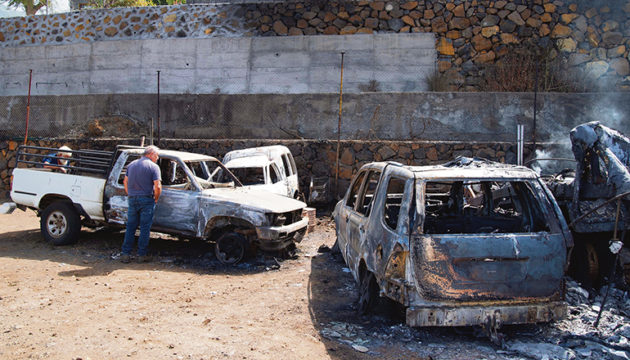 Ausgebrannte Autos nach dem Feuer in El Paso Foto: EFE