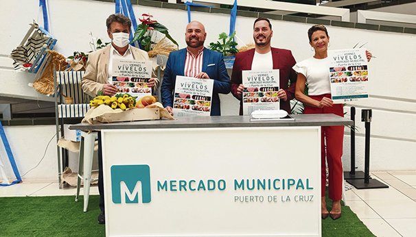 Bürgermeister Marco González (2.v.l.) stellte mit anderen Verantwortlichen und Lis Peña von „Sabores del Norte“, die für die Workshops zuständig ist, das Programm vor. Foto: Ayuntamiento Puerto de la Cruz