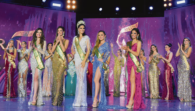 Die 20-jährige Hirisley bei ihrer Krönung Foto: EFE/Miss Grand Spain