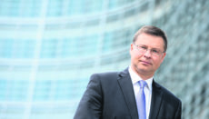 Valdis Dombrovskis, EU-Vizepräsident und Kommissar für Wirtschaft und Kapitaldienstleistungen Foto: ETIENNE ANSOTTE/EUROPEAN COMMISSION